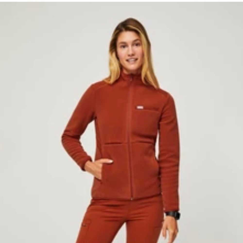 Figs Women’s Auburn On Shift Fleece Jacket